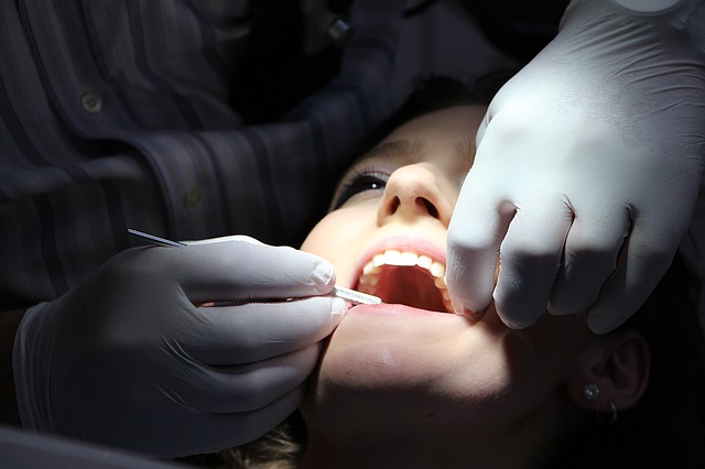 Afty po injekci u zubaře