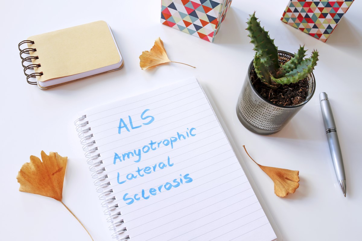 Amyotrophic-Lateral-Sclerosis - ALS nápis na papíře
