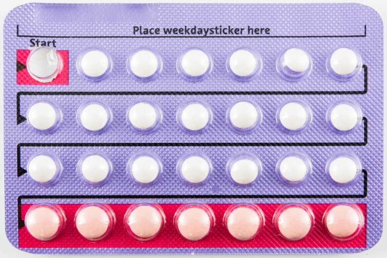 Měsíční blistr hormonální antikoncepce ve formě perorálních tablet