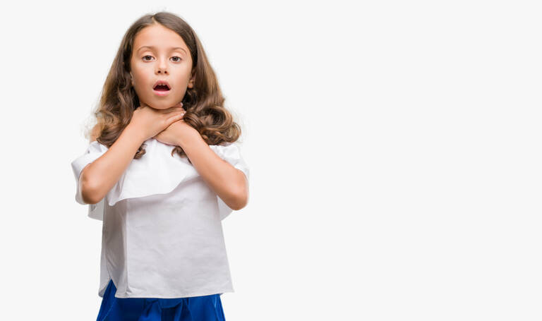 Laryngitida: Jaké jsou příznaky zánětu hrtanu? Je rizikem pro děti?