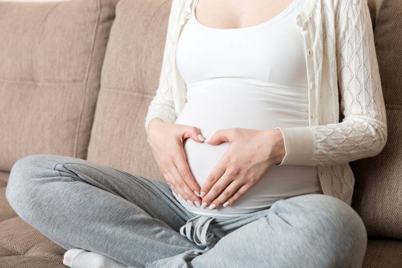 Velikost těhotenského břicha je u každé těhotné ženy individuální a závisí na různých faktorech. Zdroj: Getty Images