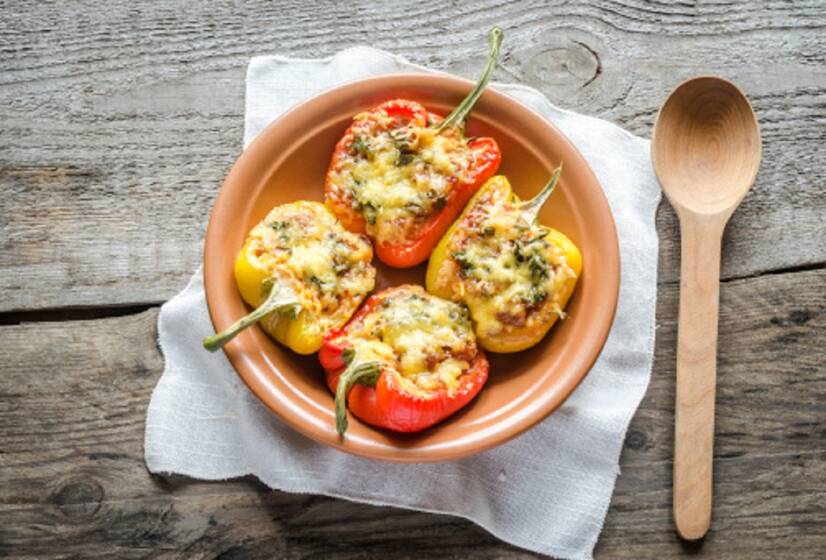 Zdravý recept z čerstvé papriky: Jak na plněnou pečenou papriku?