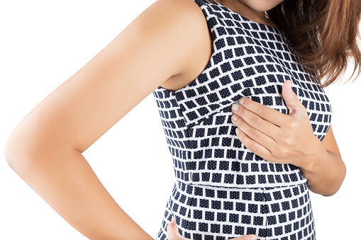Bulka v prsu: Co může znamenat, pokud je zduřelá či bolestivá?