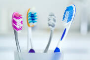 Jak zvolit vhodný zubní kartáček a proč je správná volba důležitá?