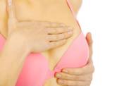 Bolest prsou během menstruačního cyklu i mimo něj? Příčiny a řešení