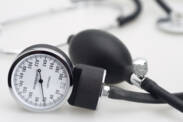 Víte, jak správne používat tlakomer a jak merit krevní tlak?