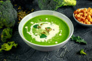 Zdravá brokolicová polévka plná vitamínů? Tento recept si zamilujete