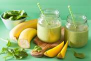 Recept na zdravé a fit mangové smoothie (s banánem a ananasem)