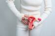 Endometrióza versus syndrom polycystických vaječníků (PCOS): jaké jsou rozdíly a příznaky gynekologických onemocnění?